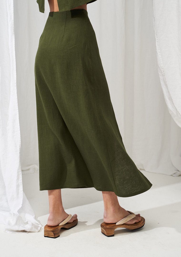 Linen front slit skirt Valencia 4
