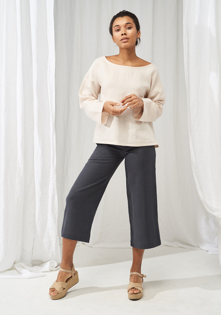 Linen boat neck top with long sleeves Bruno 2