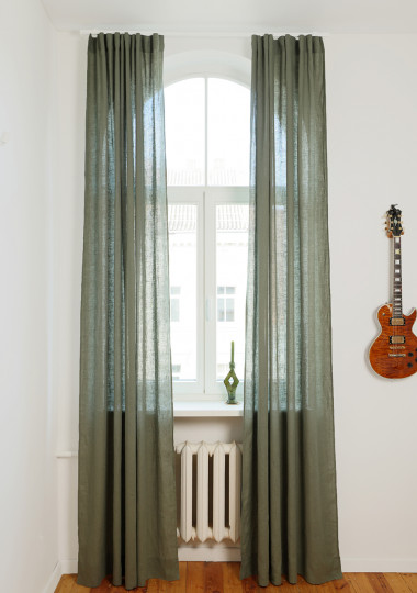 Set of 2 linen curtain panels in Moss green