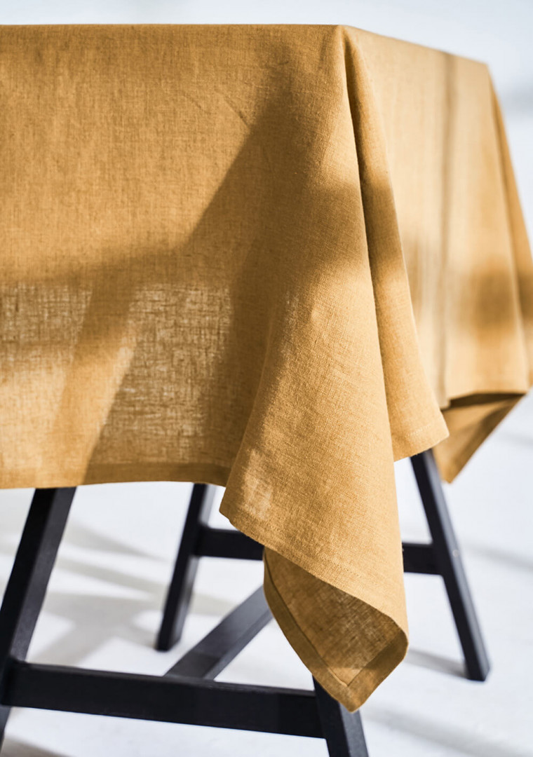 Linen tablecloth in mustard 2