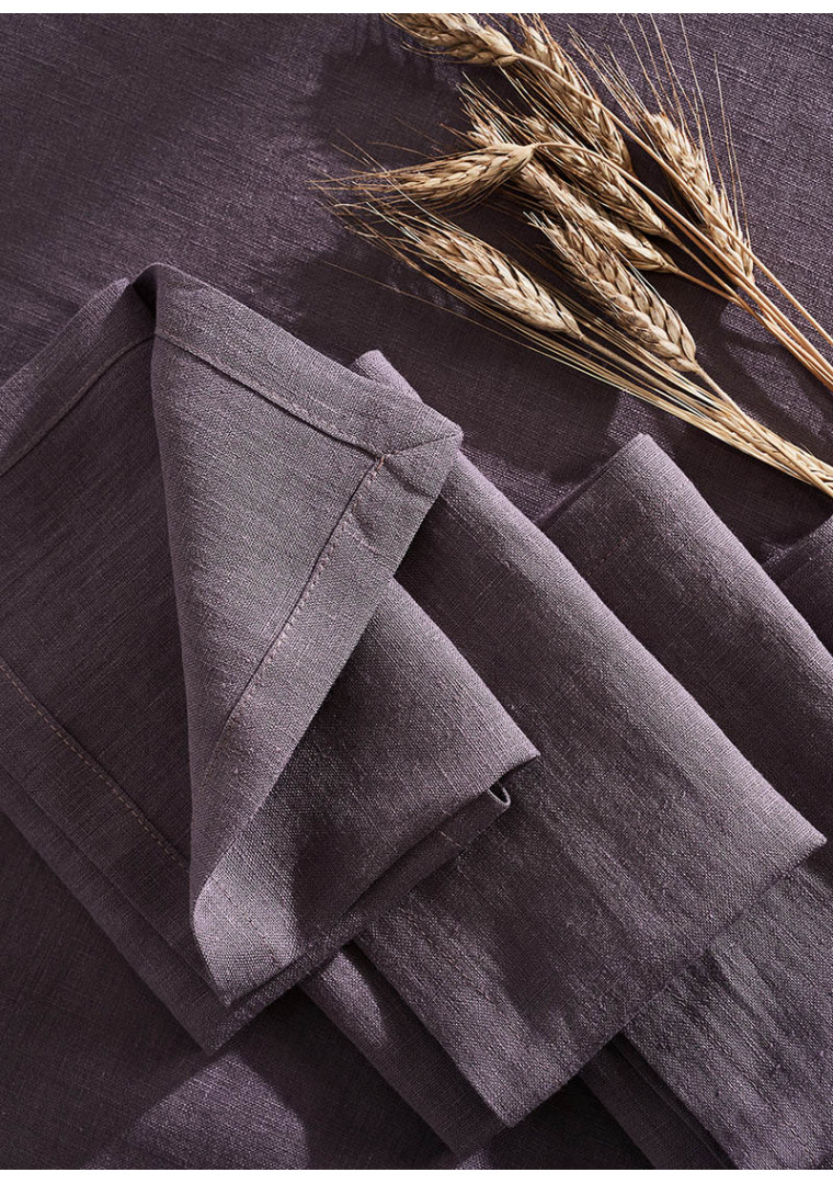 Linen napkins in lavender gray 1