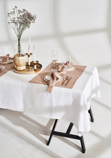 Linen placemats in cream tan