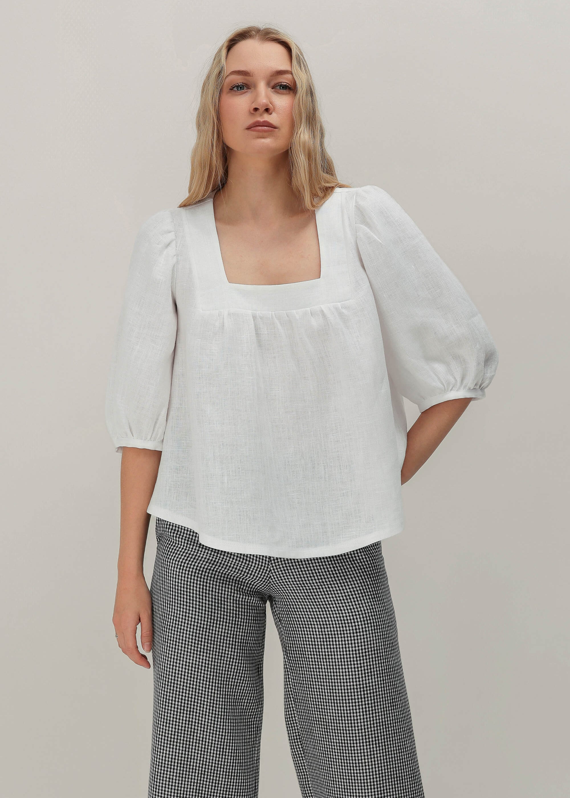 Linen square neck top Essie