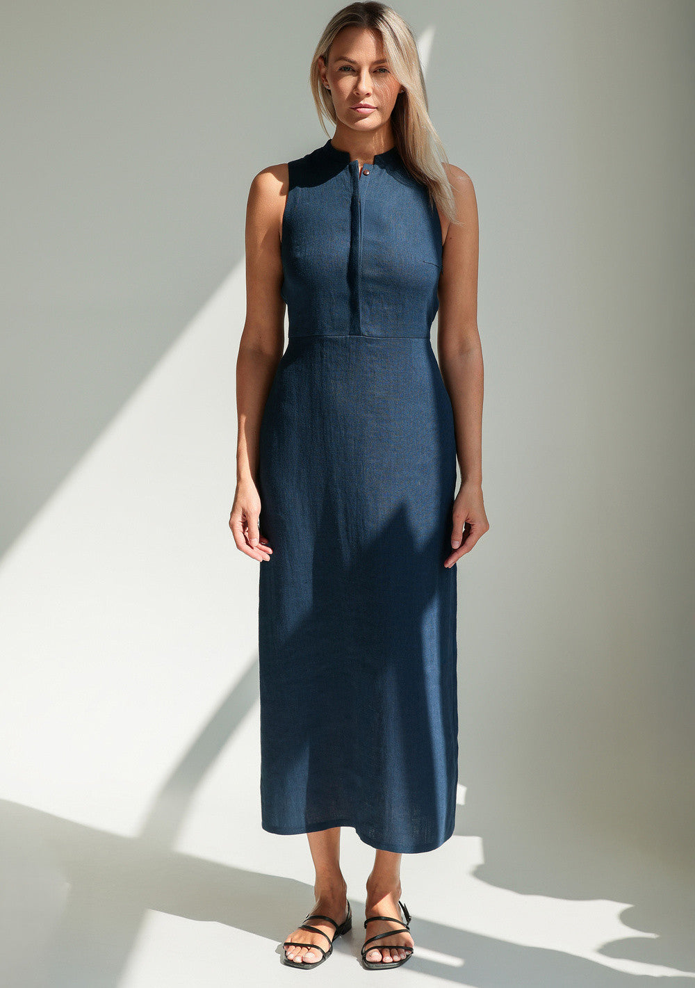 Fitted linen maxi dress Mary