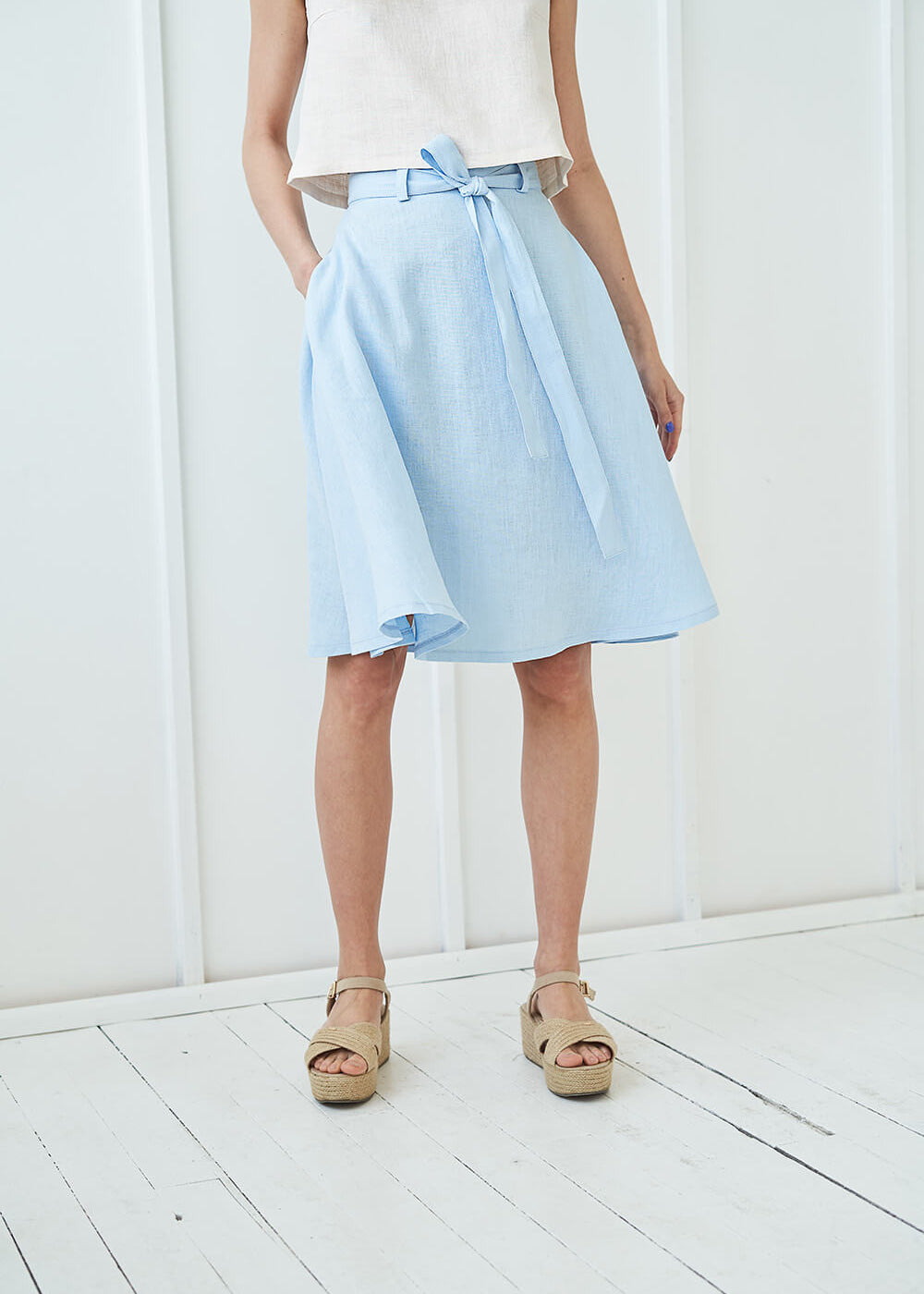 Flowy linen midi skirt Reign