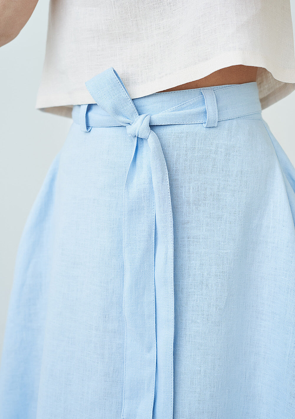Flowy linen midi skirt Reign