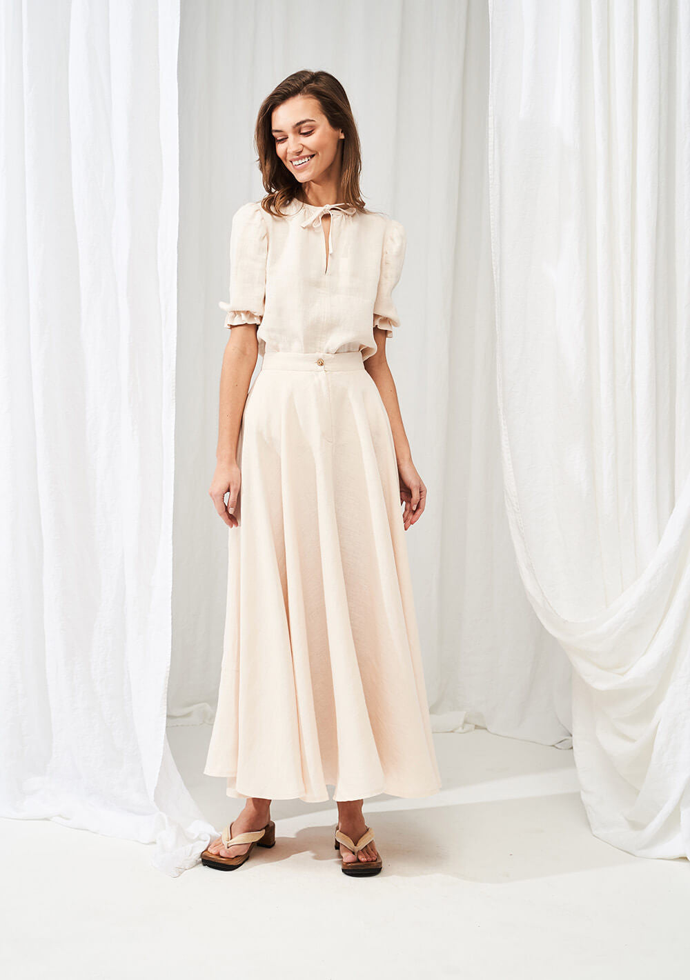 Linen circle skirt Wavy in maxi length