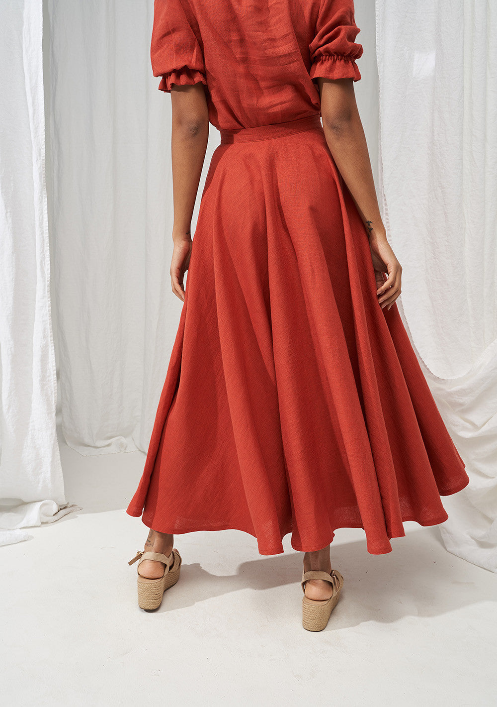 Linen circle skirt Wavy in maxi length