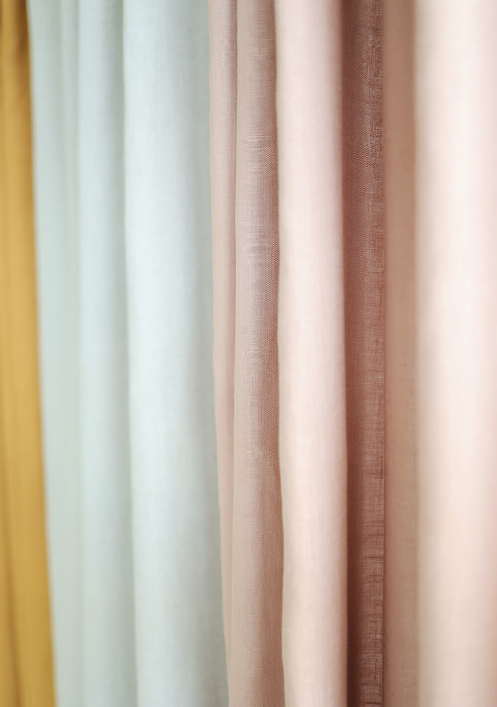 Linen curtain panels set