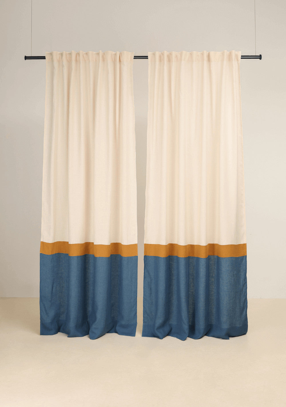 Linen curtains with multifunctional heading tape