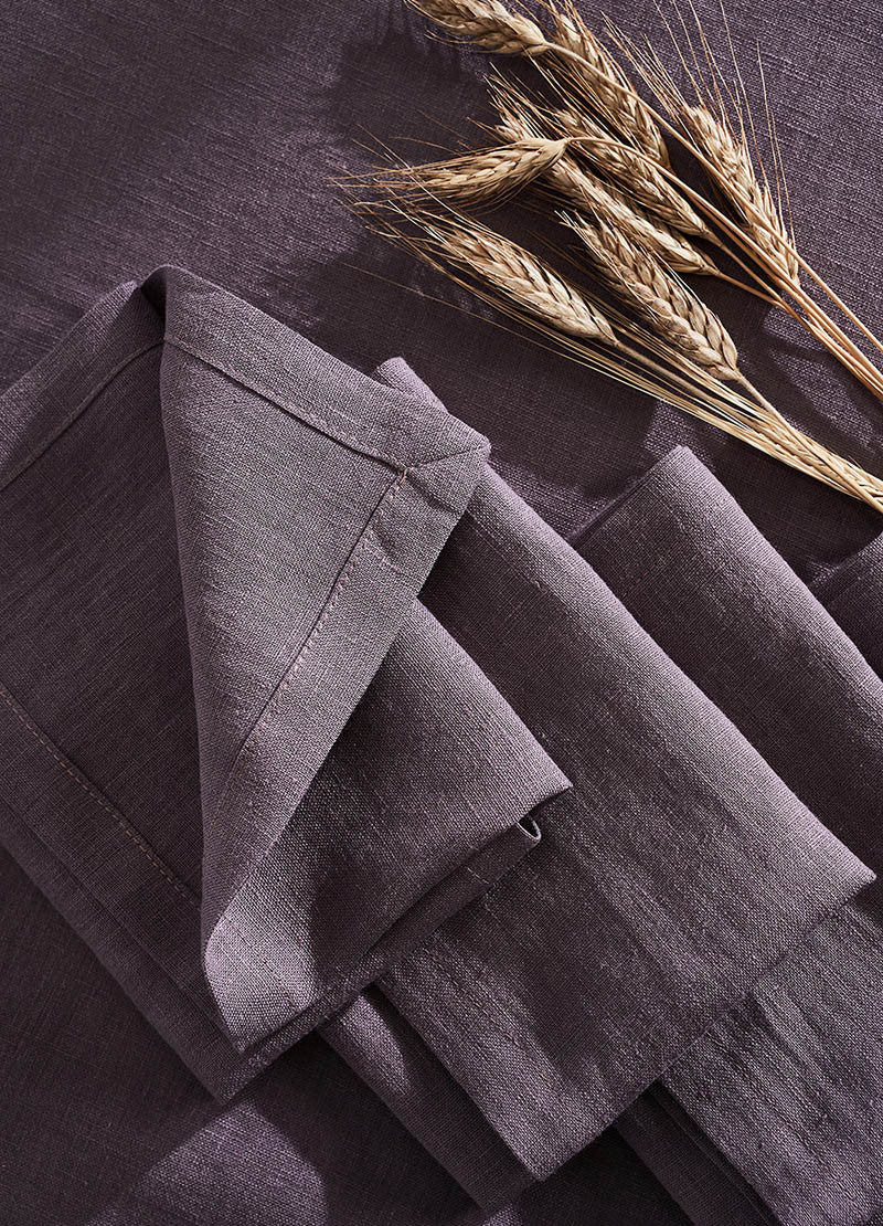 Linen napkins in lavender gray
