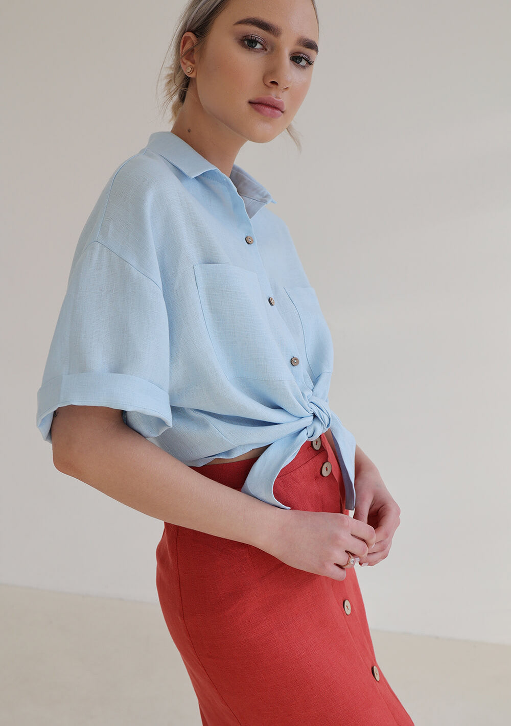 Linen shirt Jackie with dropped shoulder sleeves