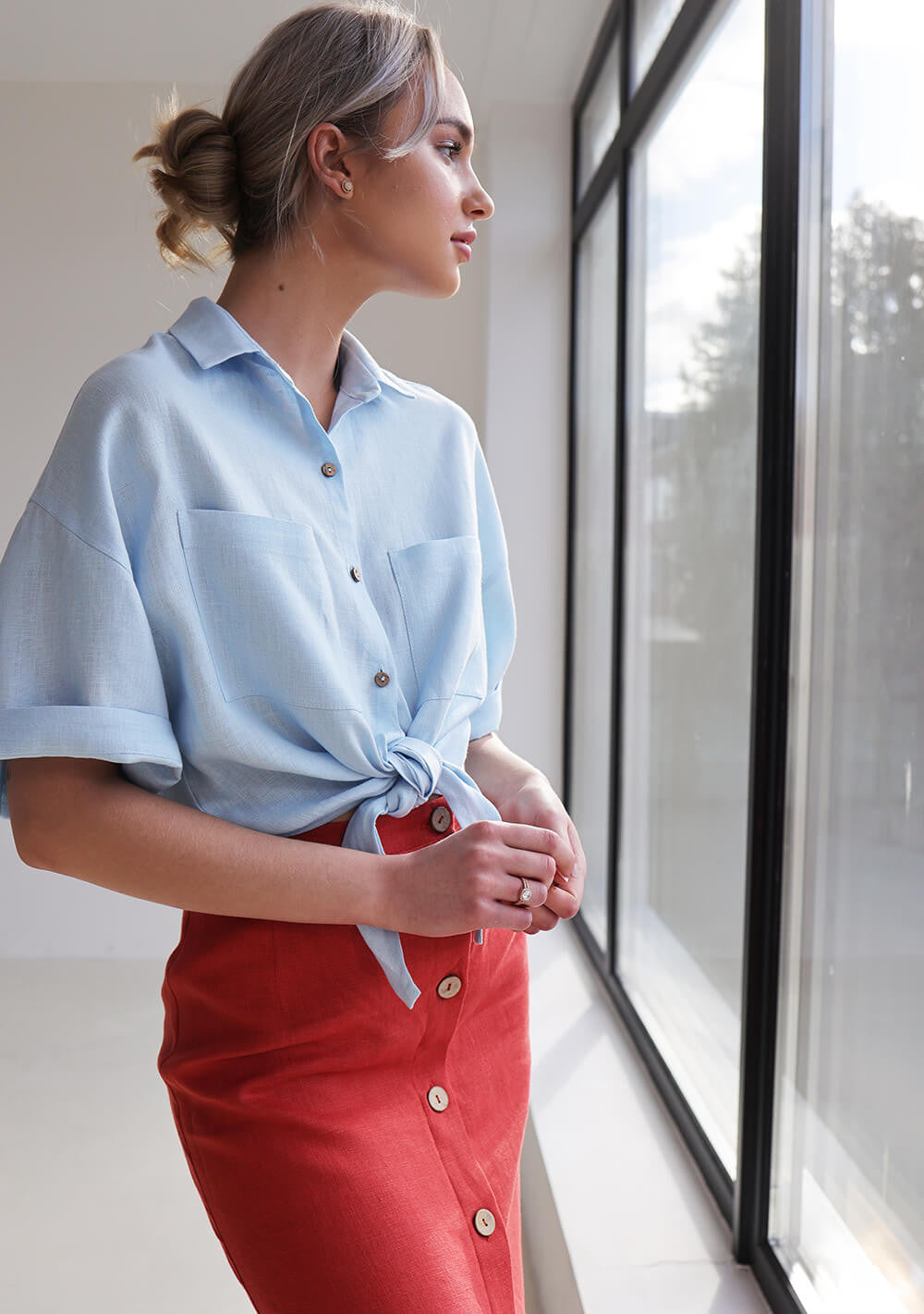 Linen shirt Jackie with dropped shoulder sleeves