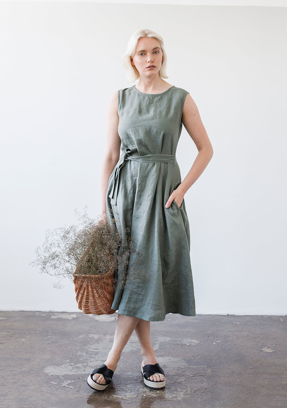 Linen sleeveless dress Chloe