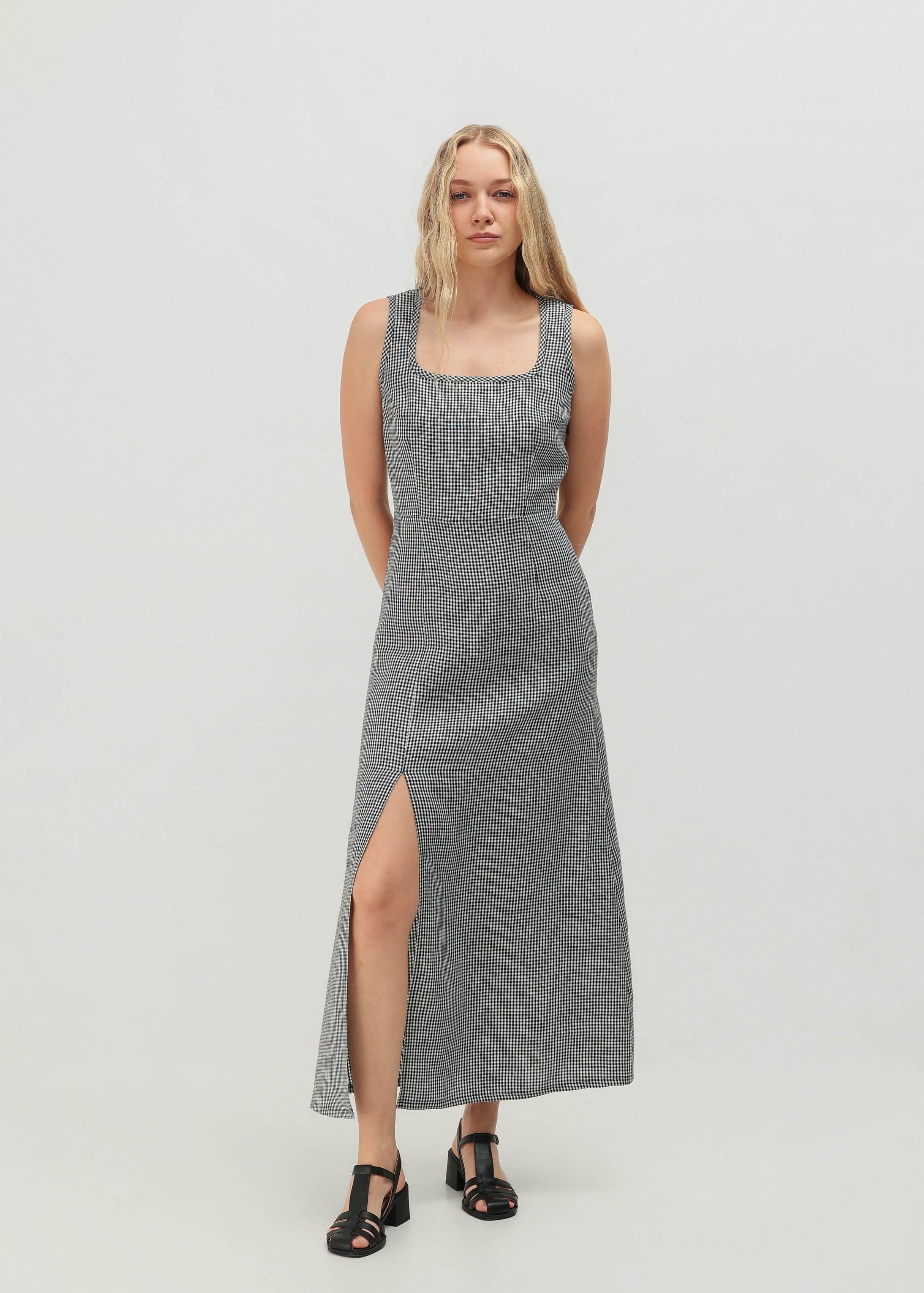 Linen slit dress June