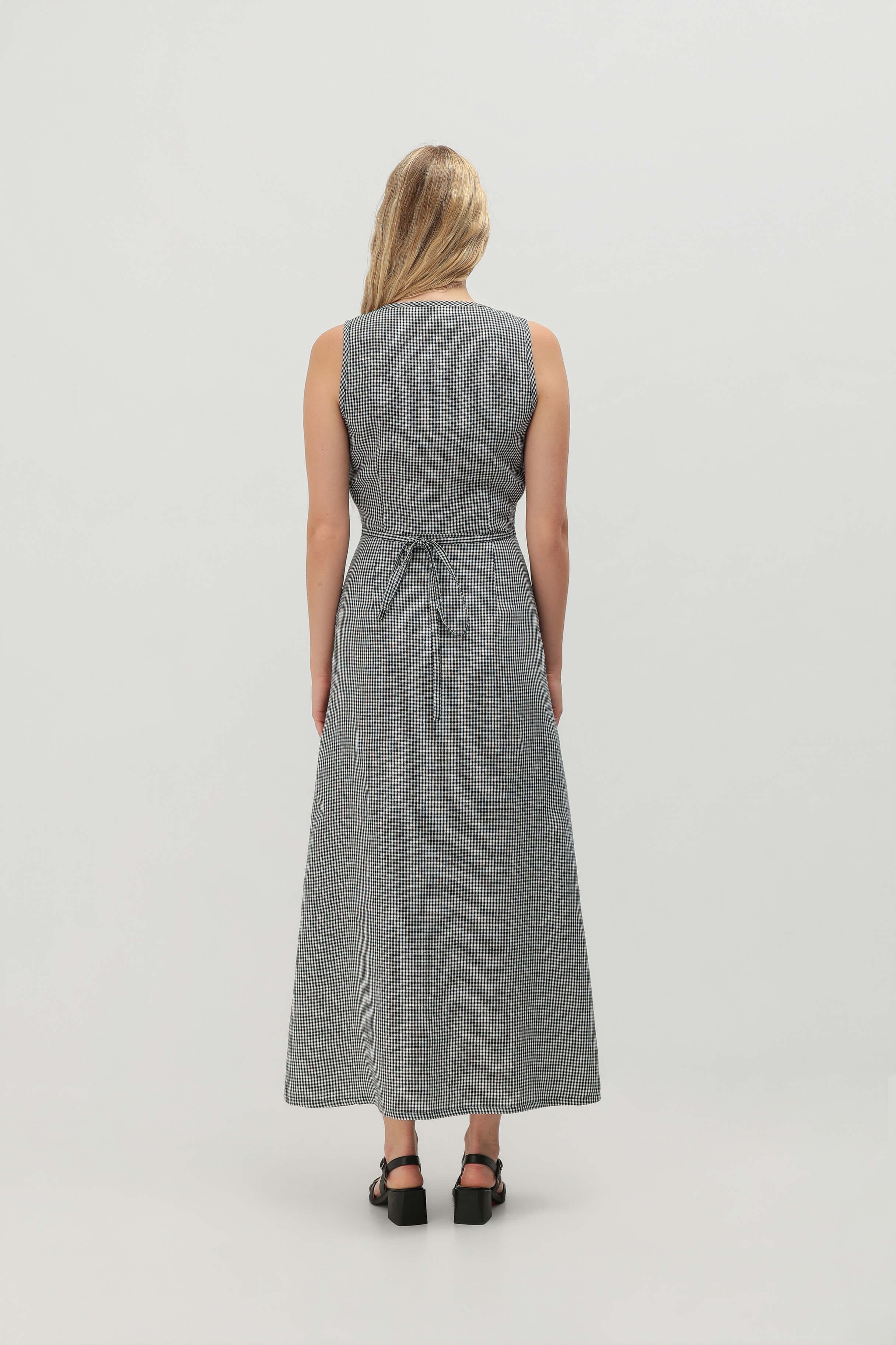 Linen slit dress June