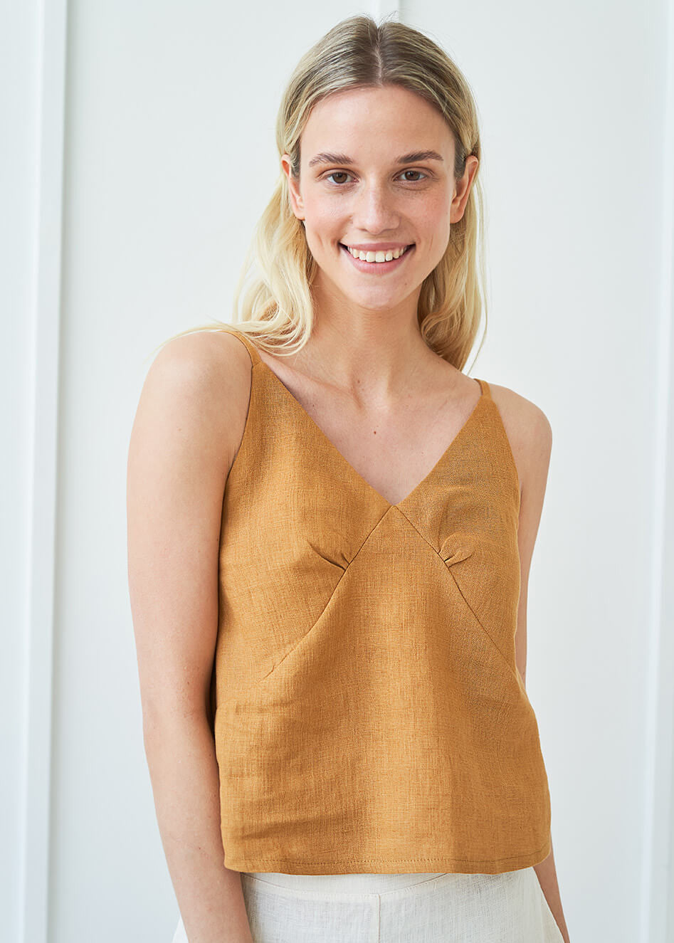 Linen strap top Viola