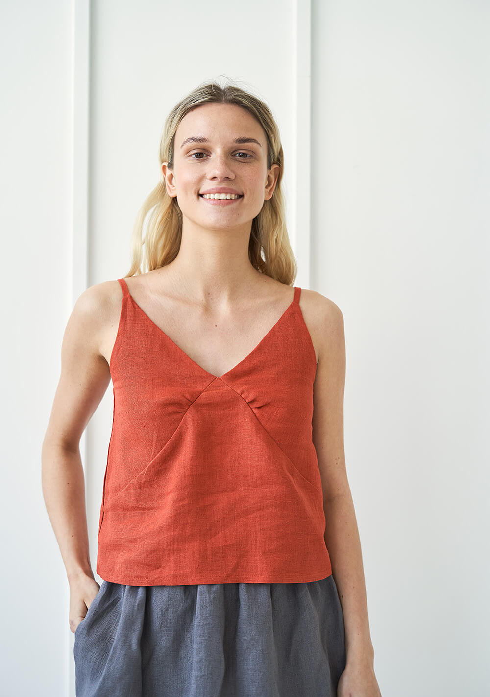 Linen strap top Viola