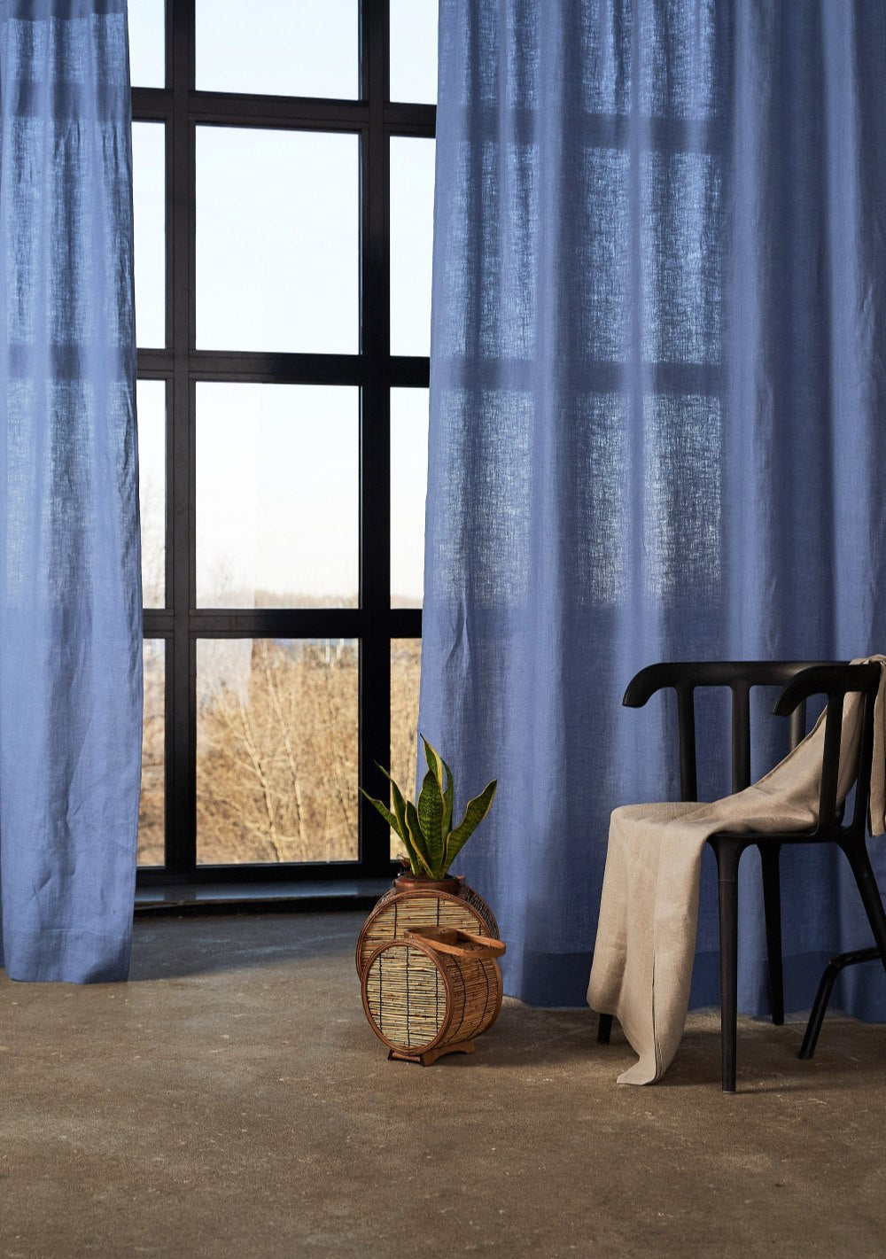 Linen tab top curtain panel – photo 2