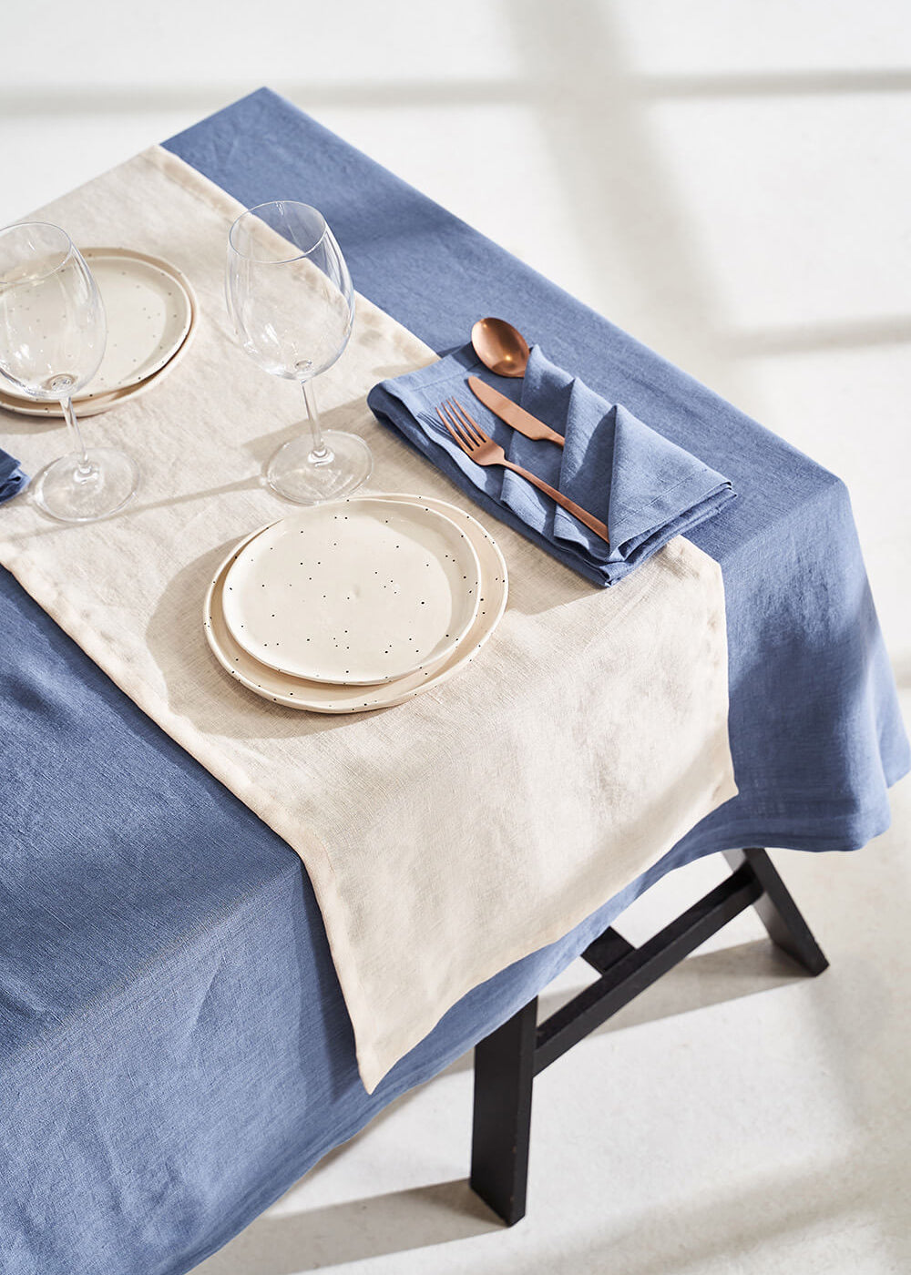 Linen table runner in ivory