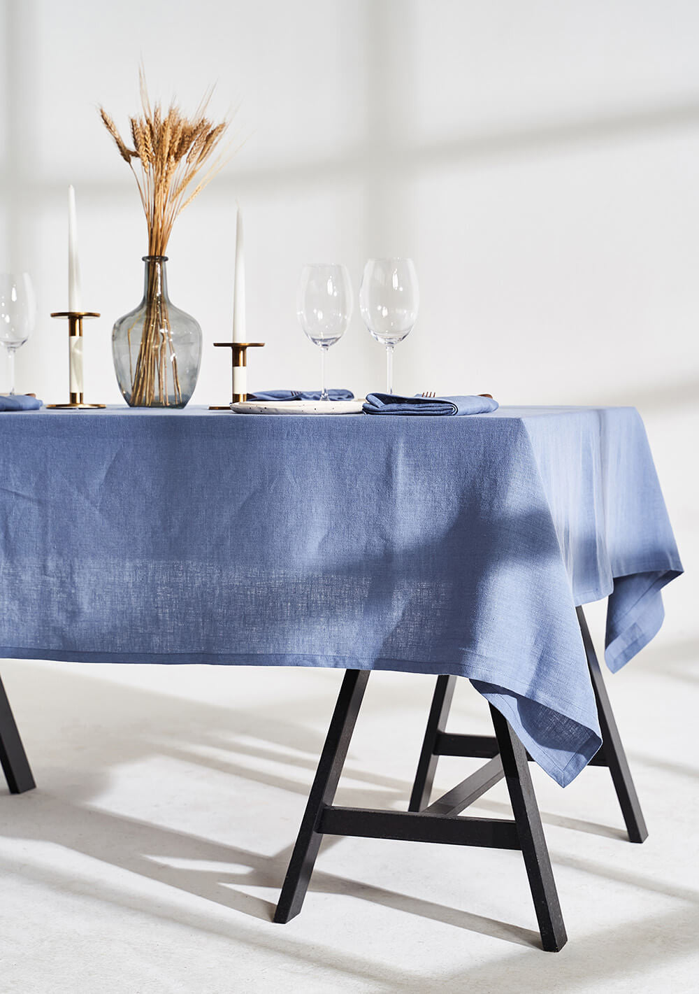 Linen tablecloth in cornflower blue