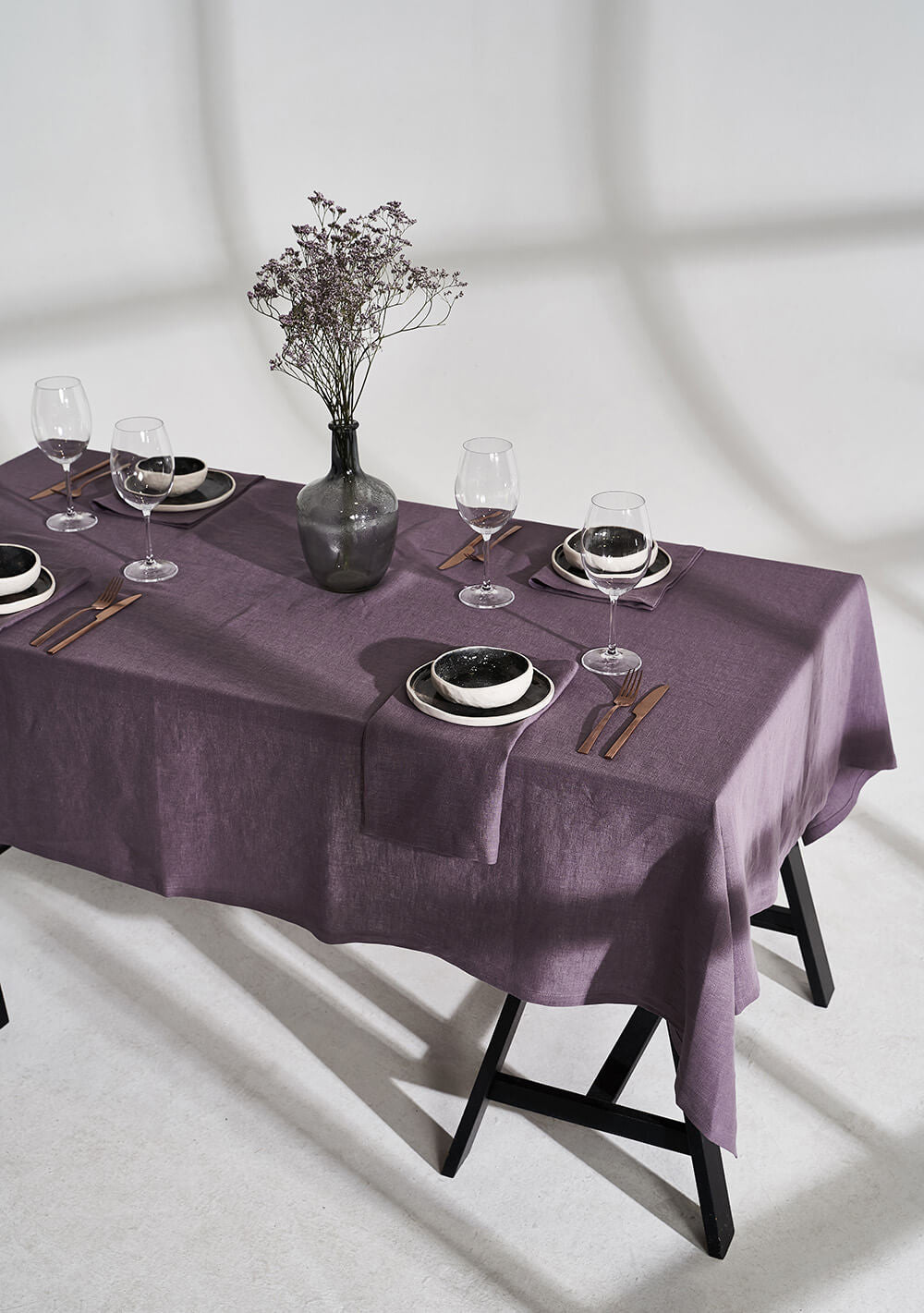 Linen tablecloth in lavender gray