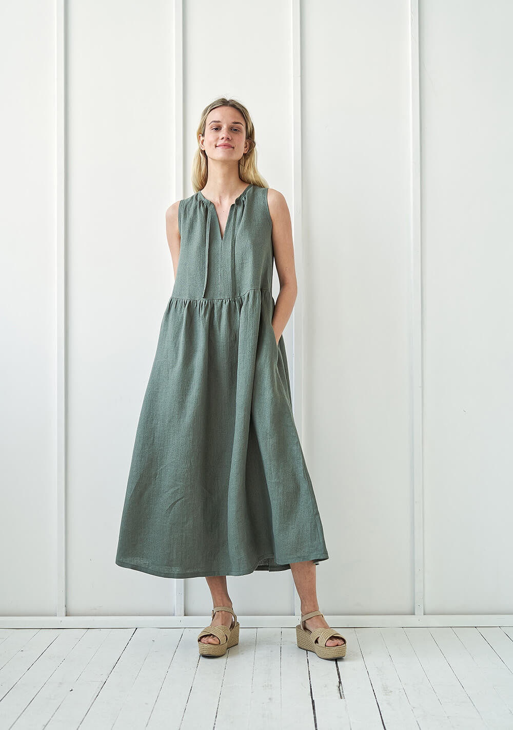 Long linen dress with tie neck detail Aylin
