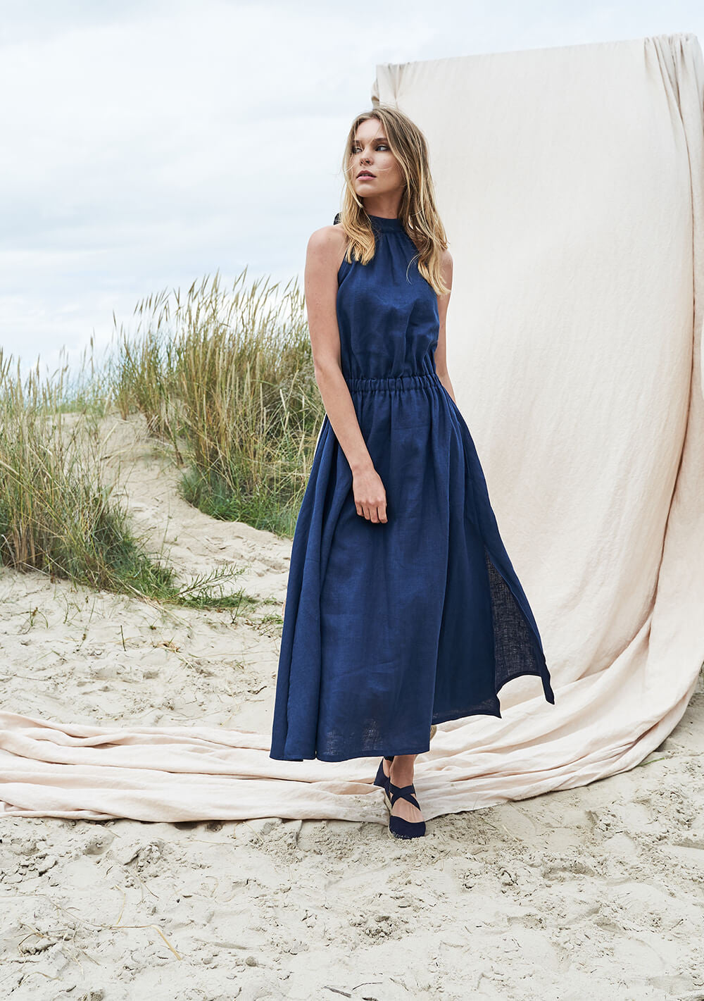 Maxi linen high neck dress Alicia in Navy