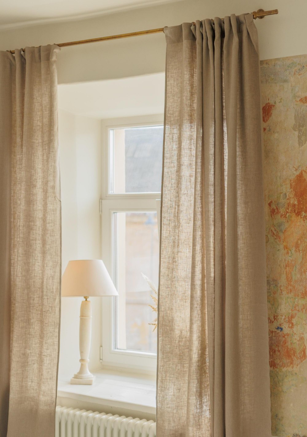 Natural undyed linen curtain panel – photo 1
