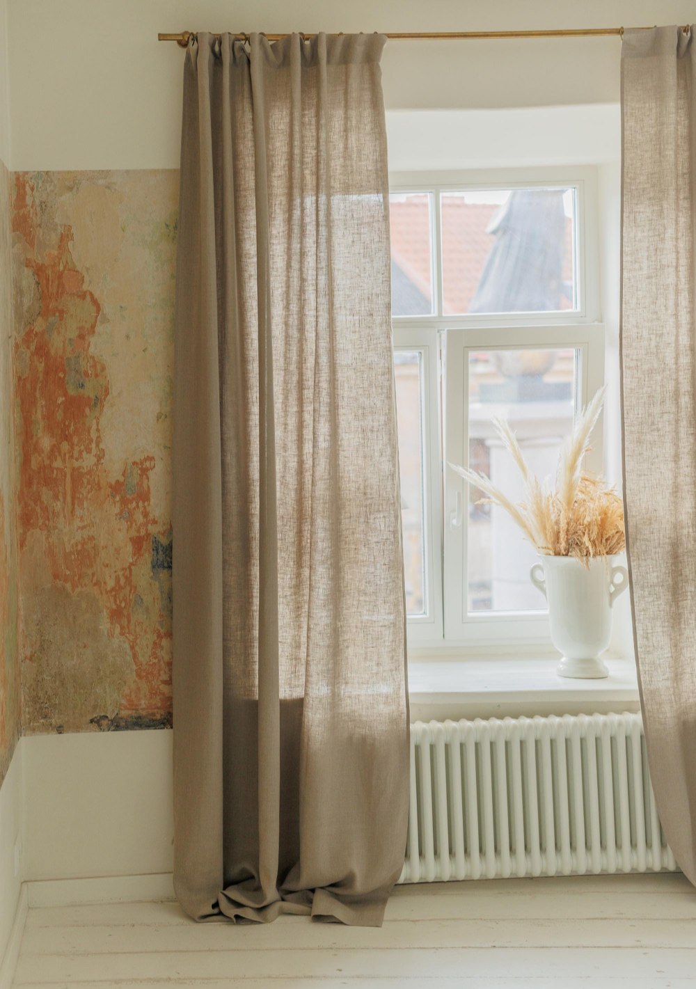 Natural undyed linen curtain panel – photo 4