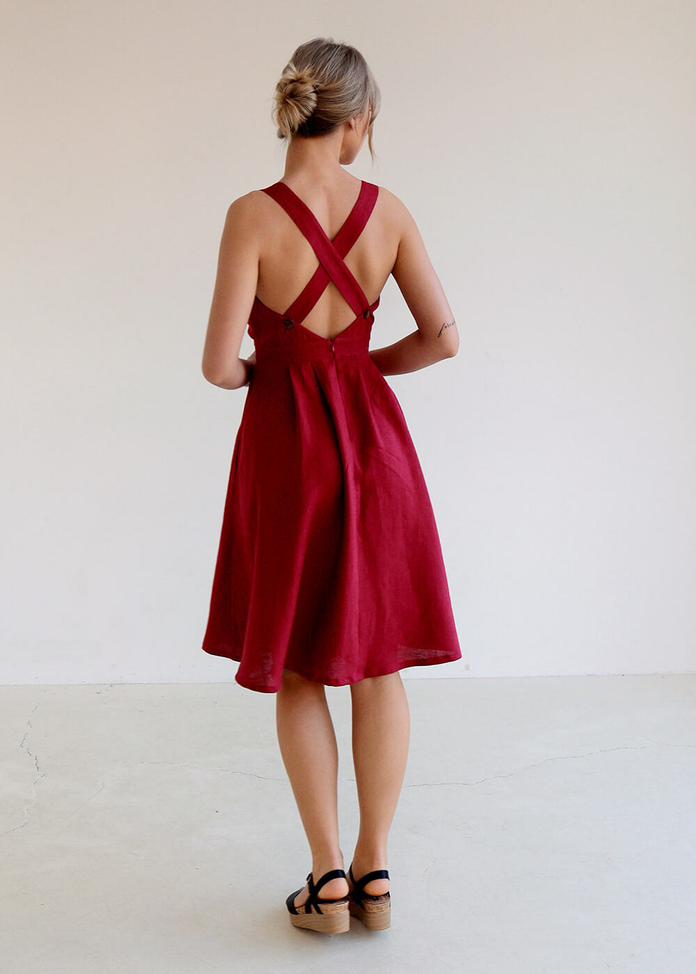 Open back linen dress Paula