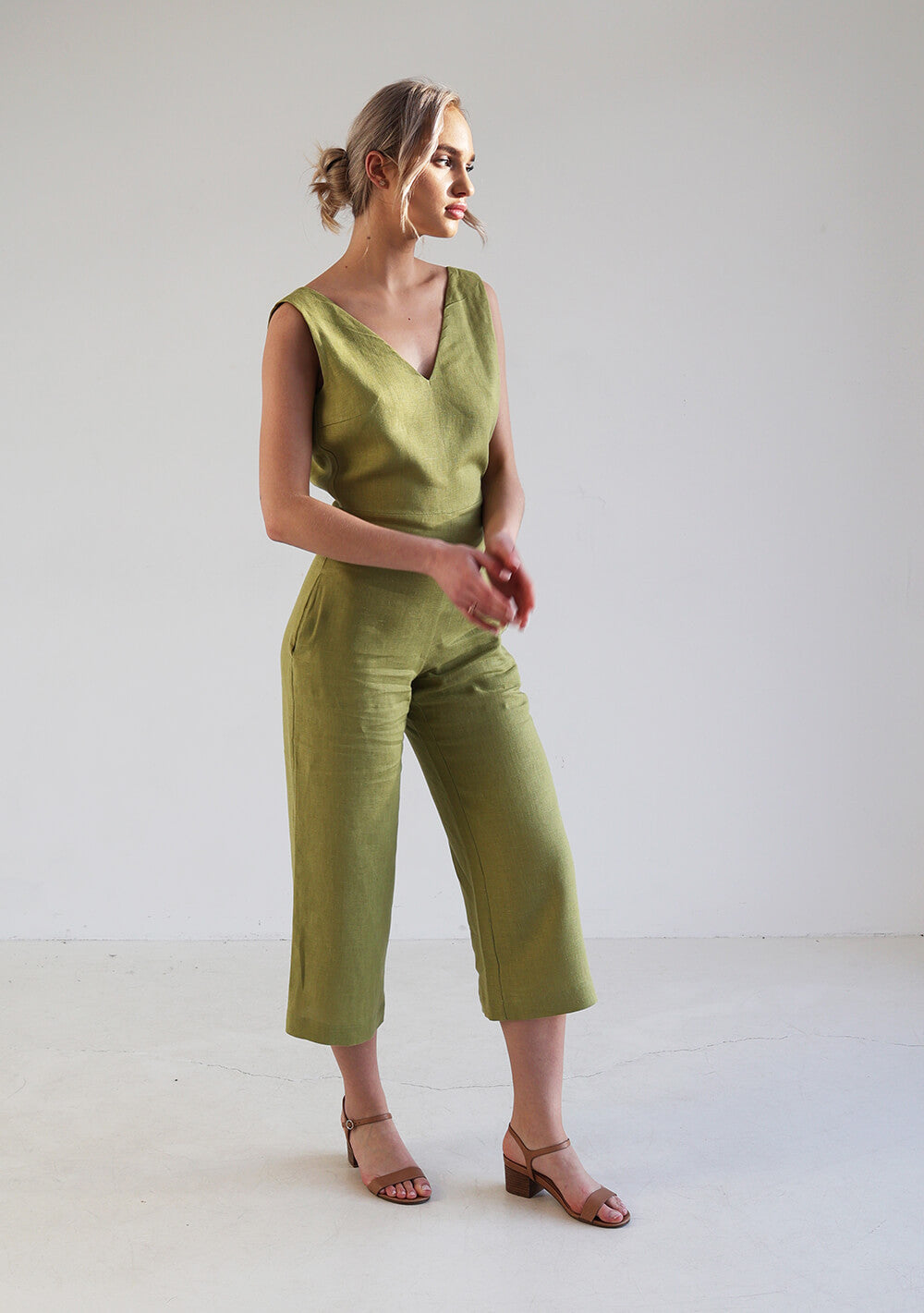 Open back linen jumpsuit Uma