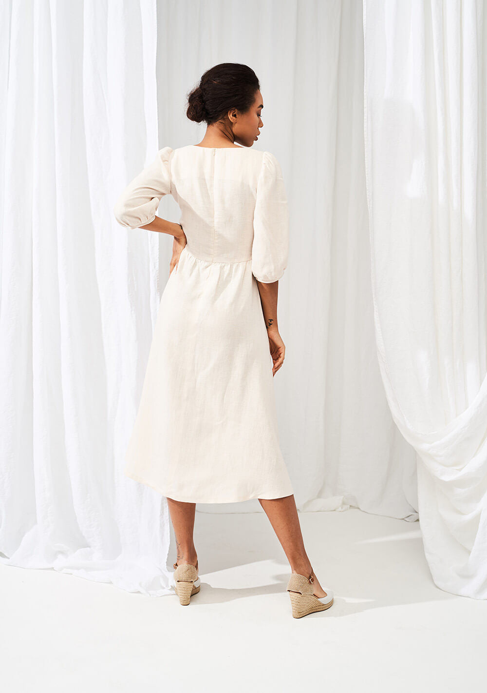 Puff sleeve linen dress Aurora in midi length