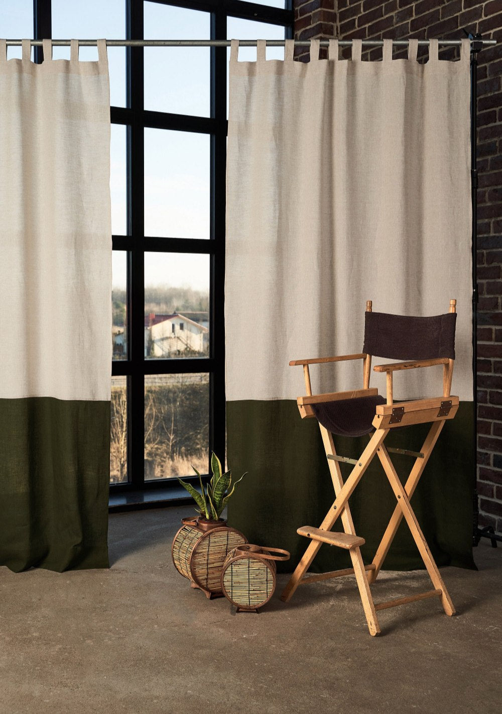 Rustic tab top linen curtain in beige – photo 2