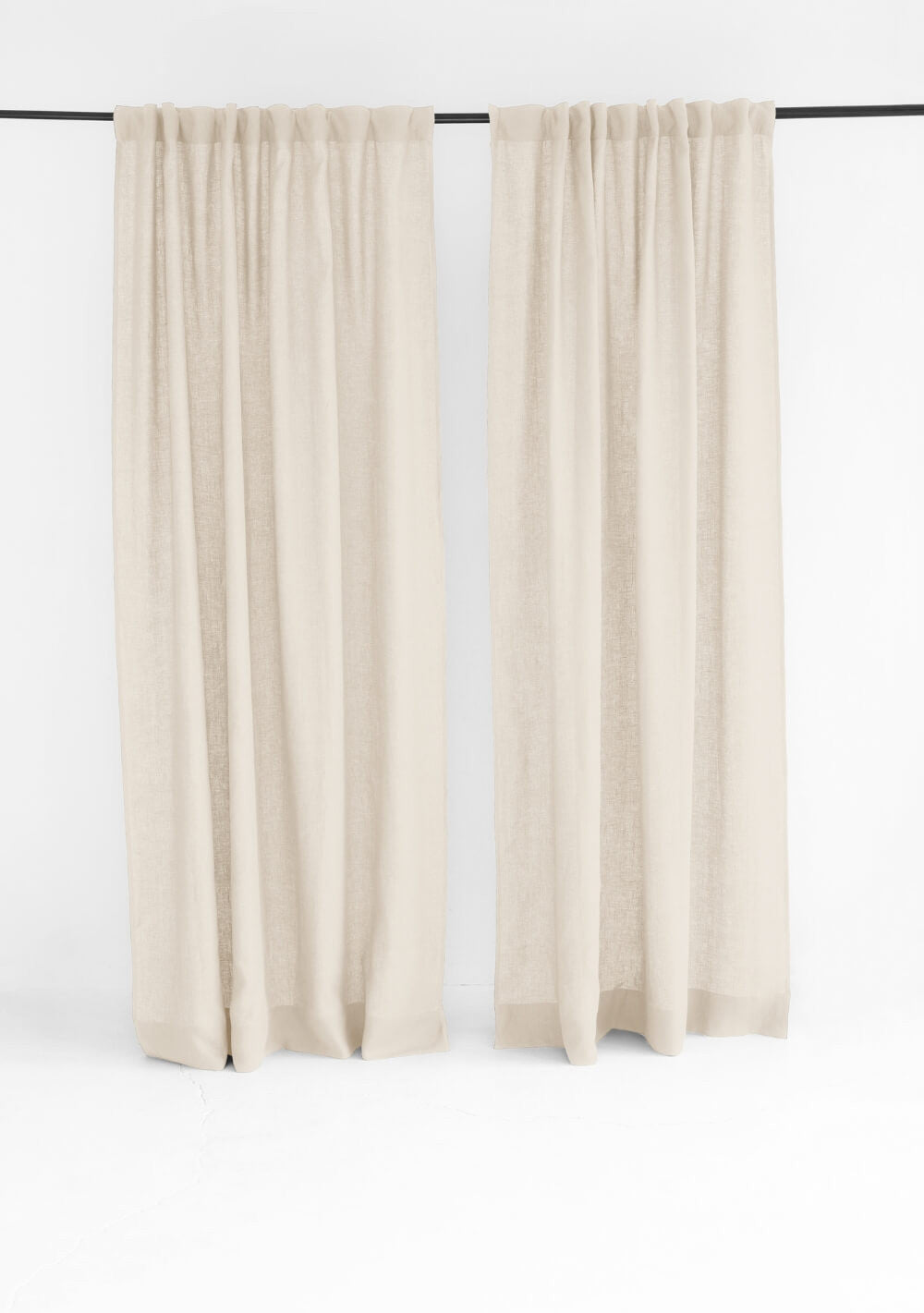 Set of 2 linen curtains with multifunctional heading tape