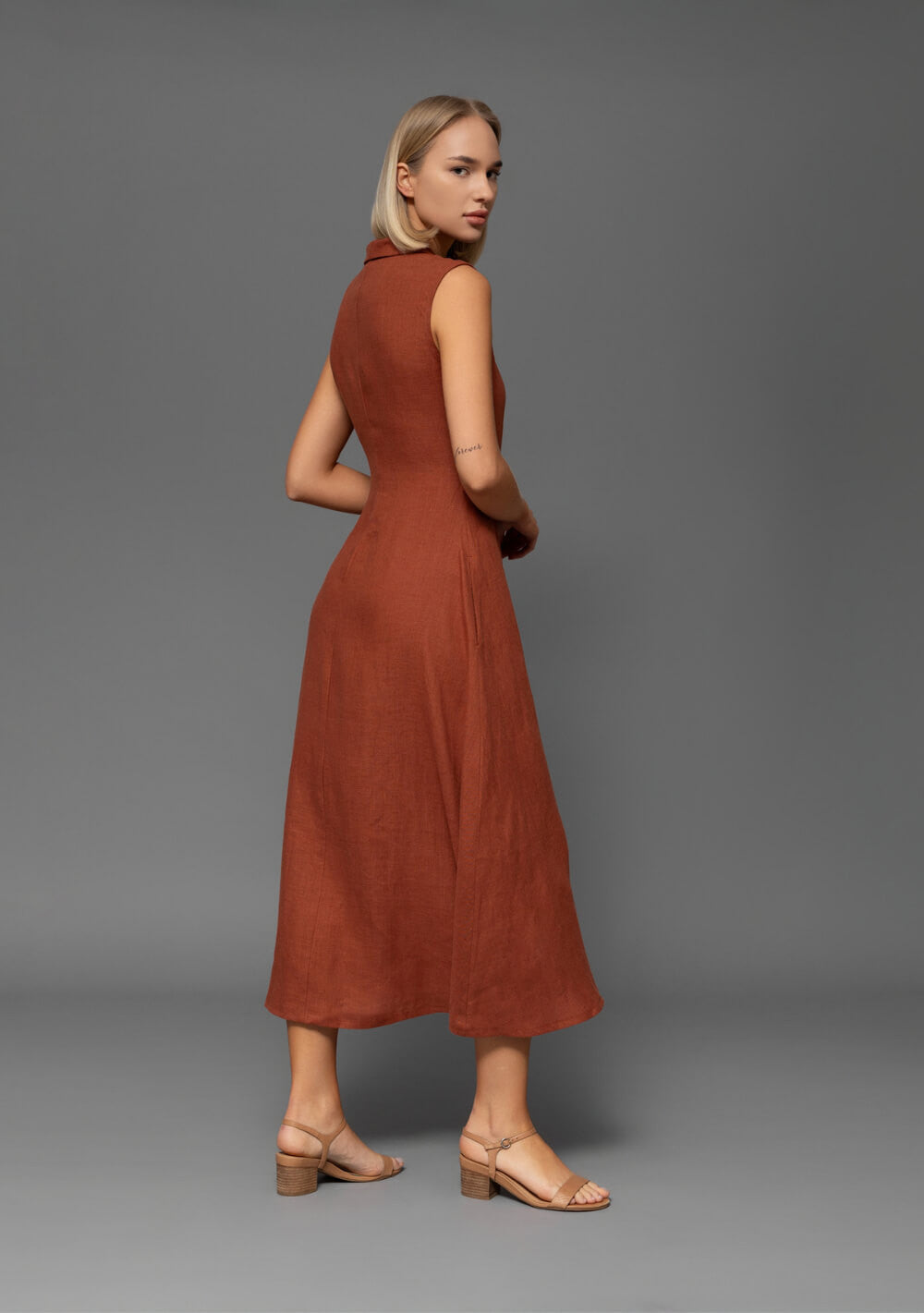 Sleeveless linen wrap dress Serena