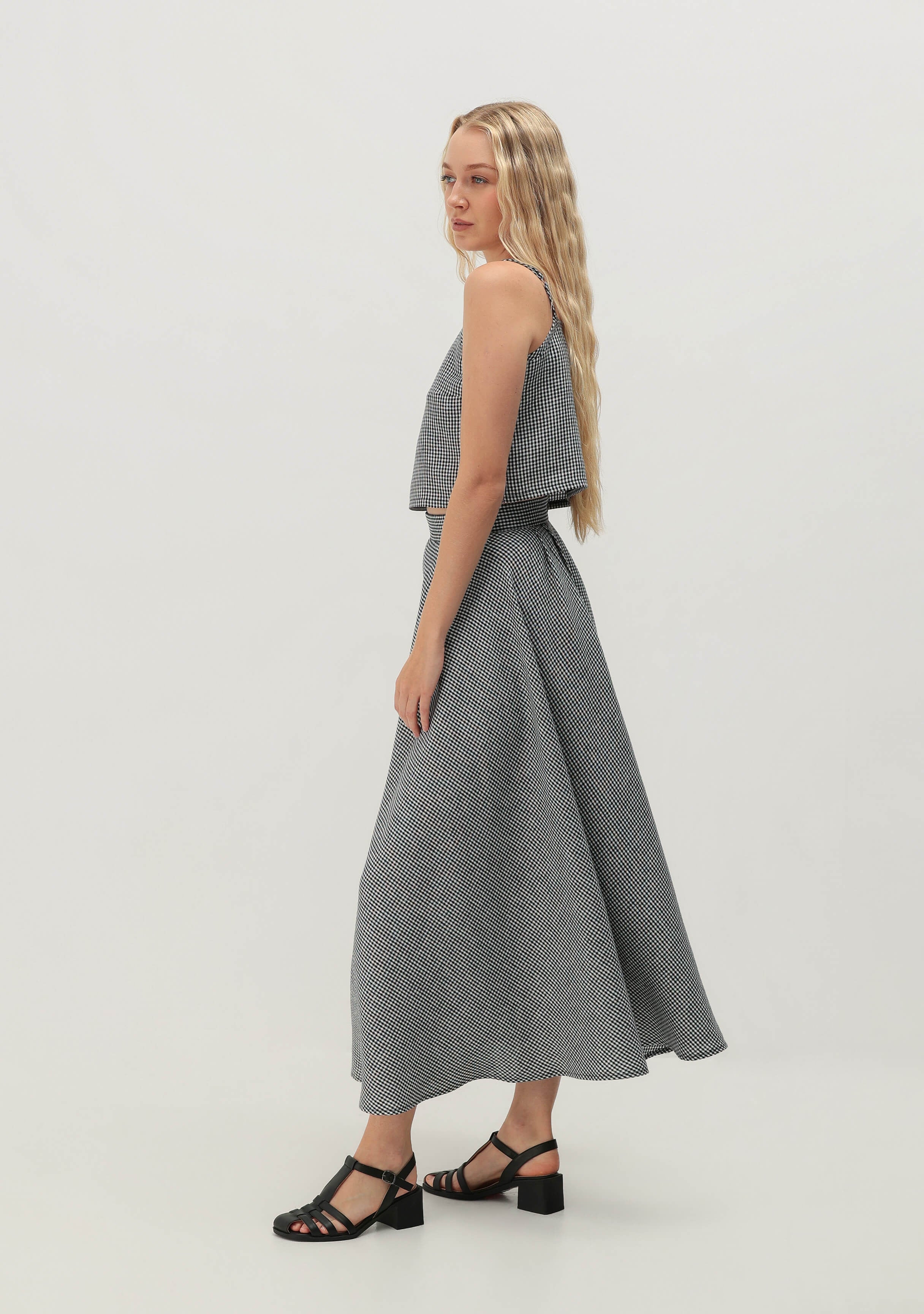 Spaghetti strap linen crop top Skylar