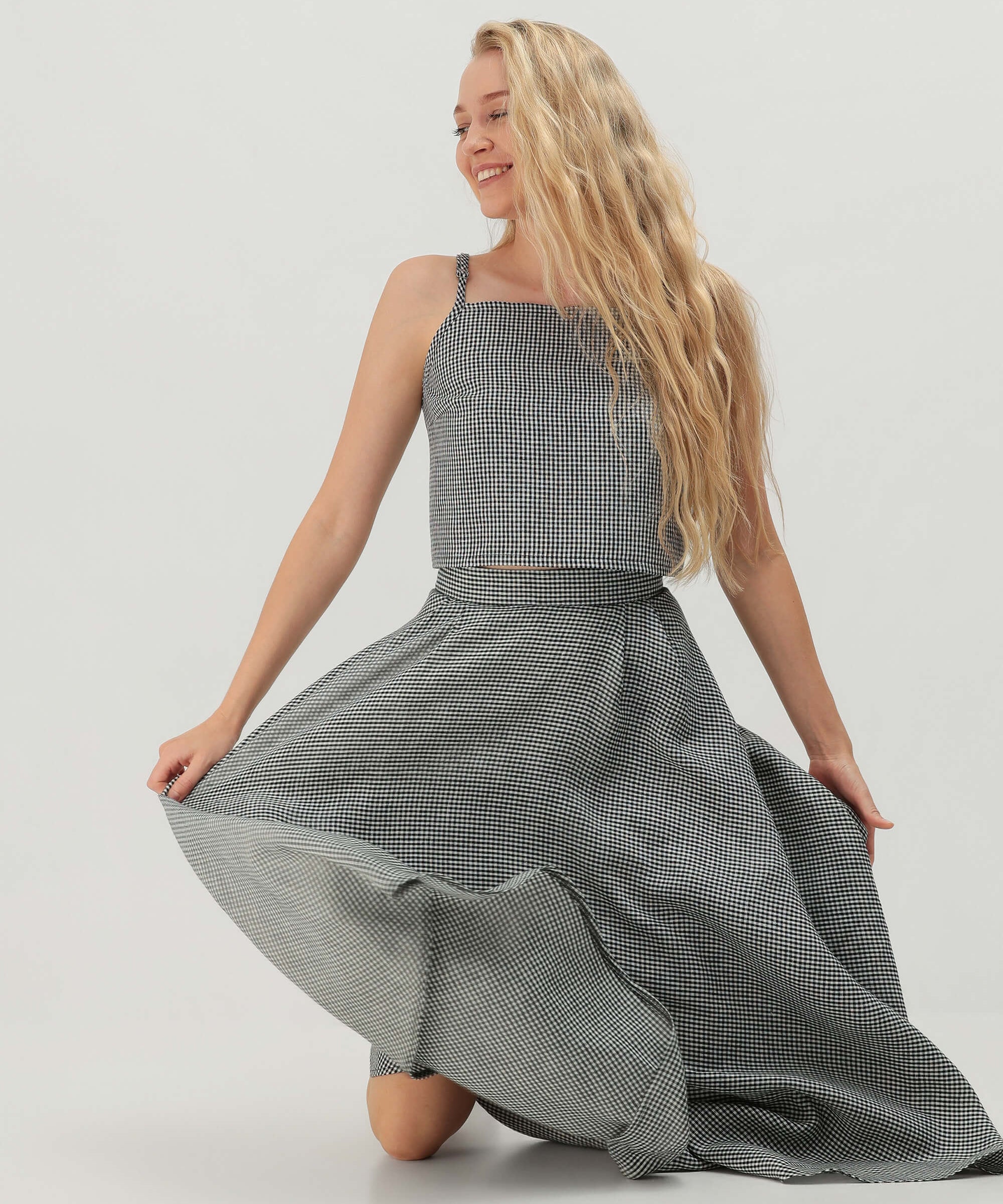 Spaghetti strap linen crop top Skylar