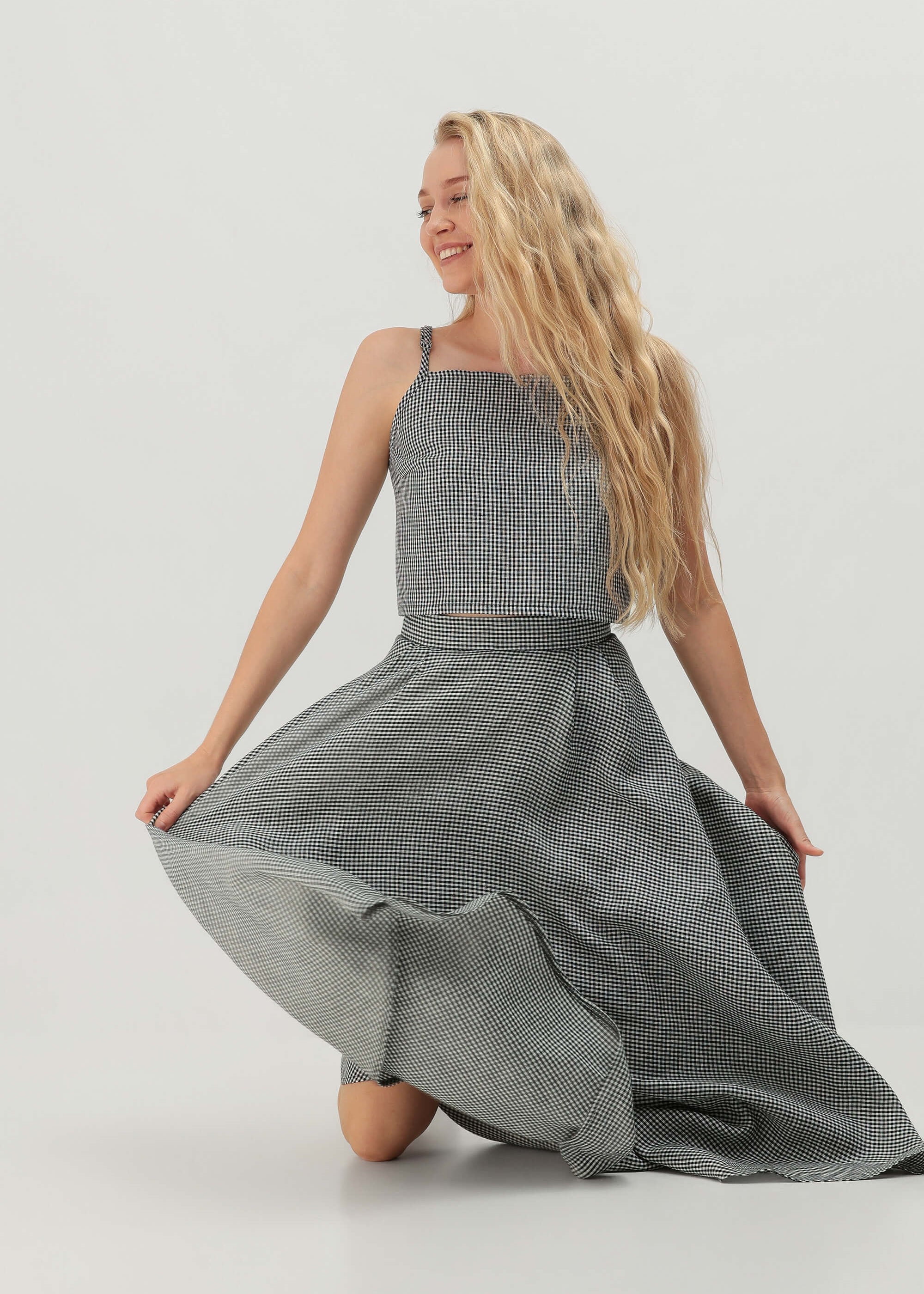 Spaghetti strap linen crop top Skylar