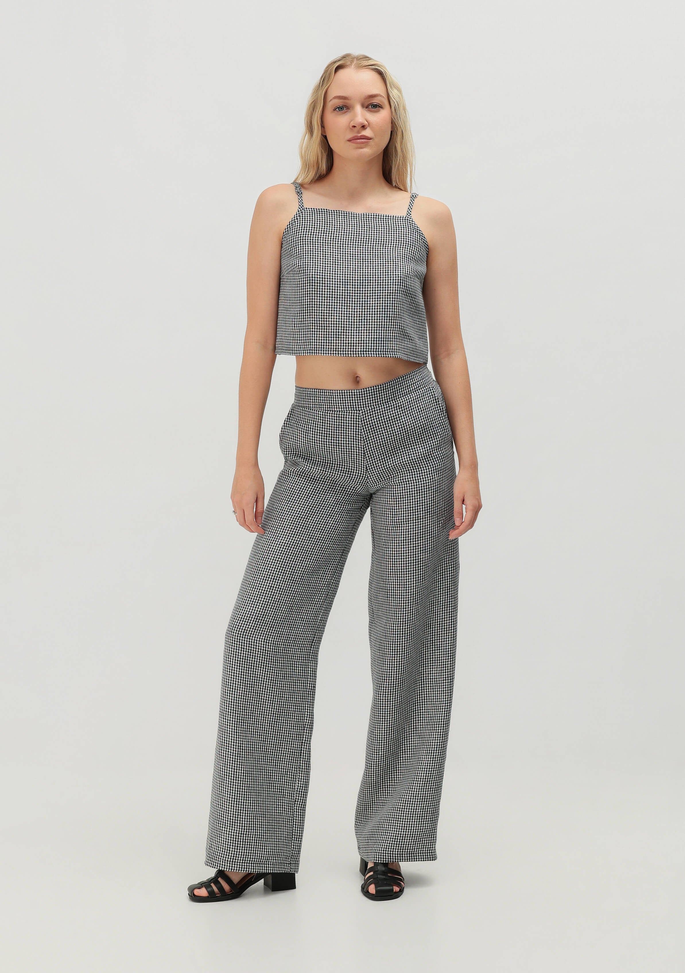Spaghetti strap linen crop top Skylar