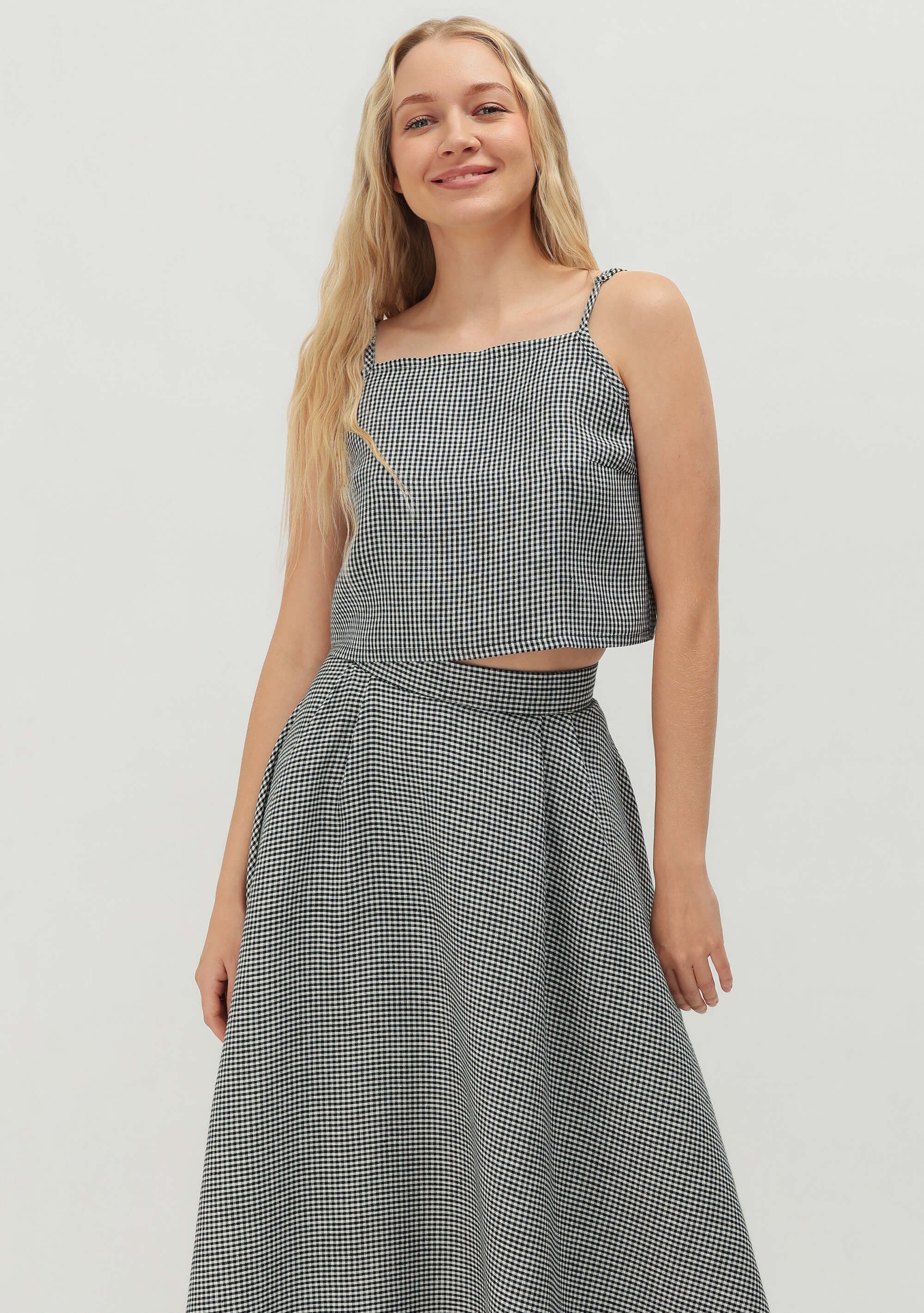 Spaghetti strap linen crop top Skylar
