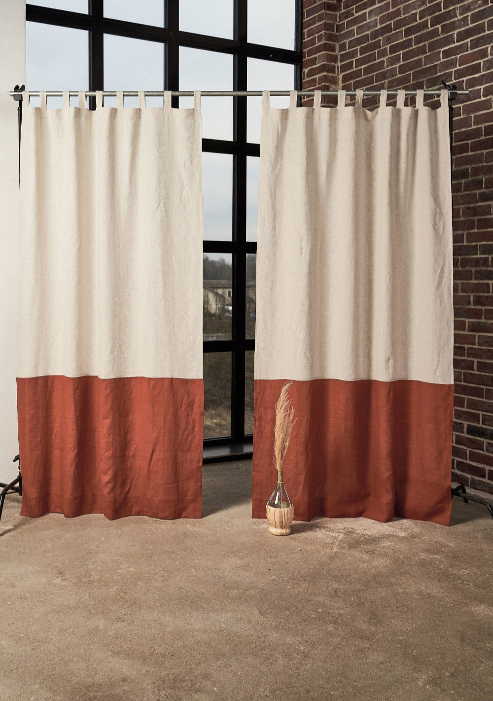 Tab top color block linen curtain in beige – photo 1