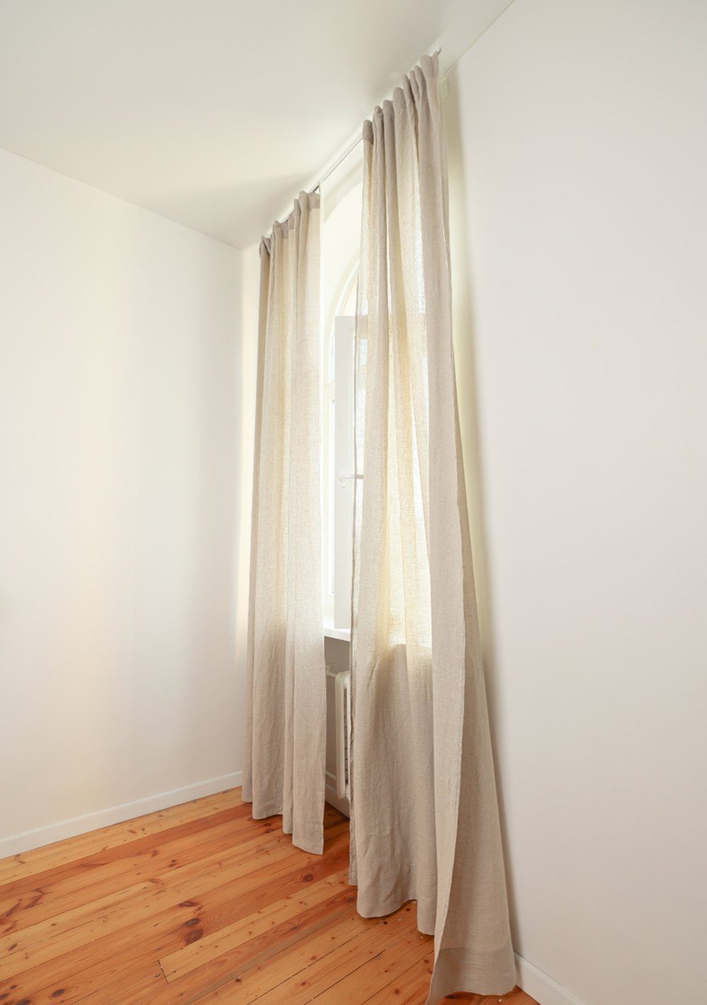 White linen curtain panel – photo 4